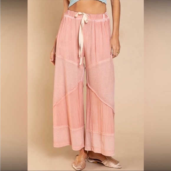 POL Cropped Pants + Adjustable Drawstring + Side Pockets – Best Seller - Picture 4 of 4